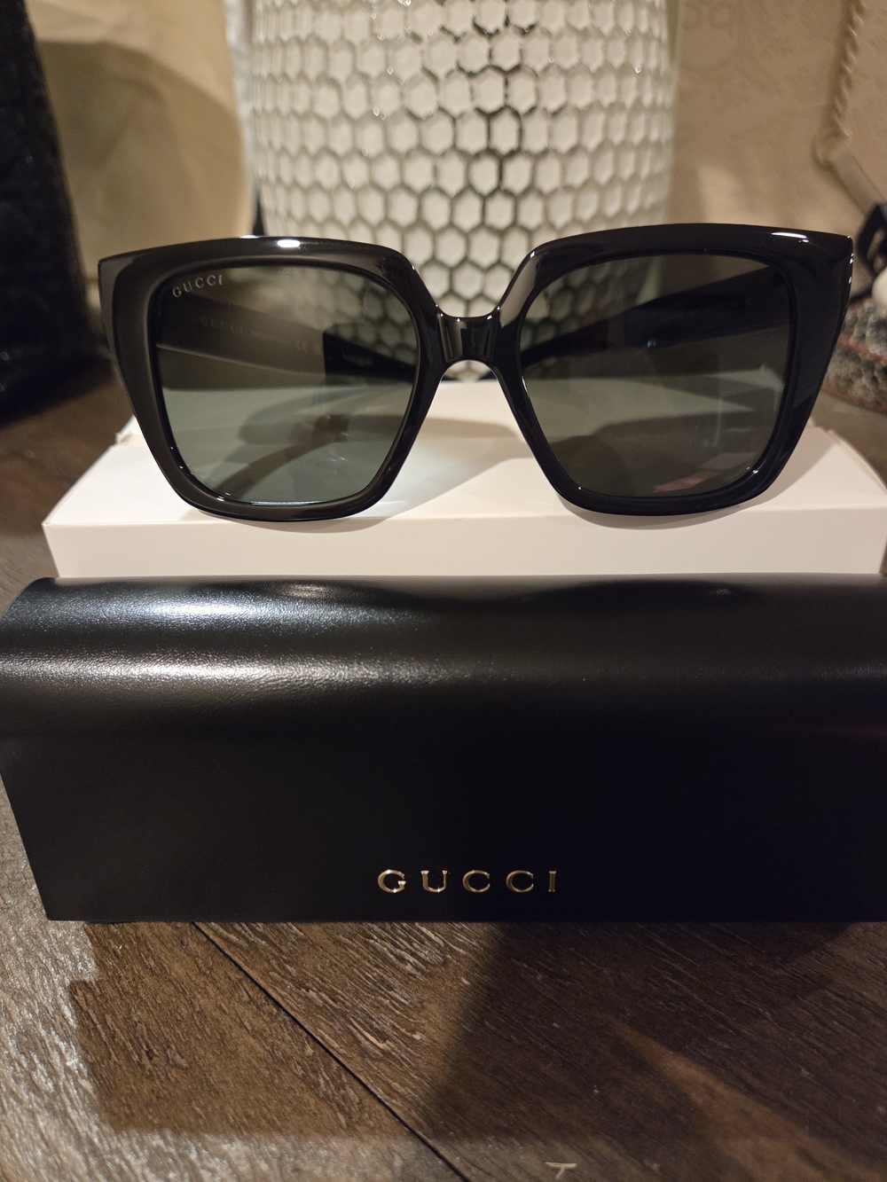 NWT Gucci Black Oversized Square Butterfly Sunglasses GG2102S 001